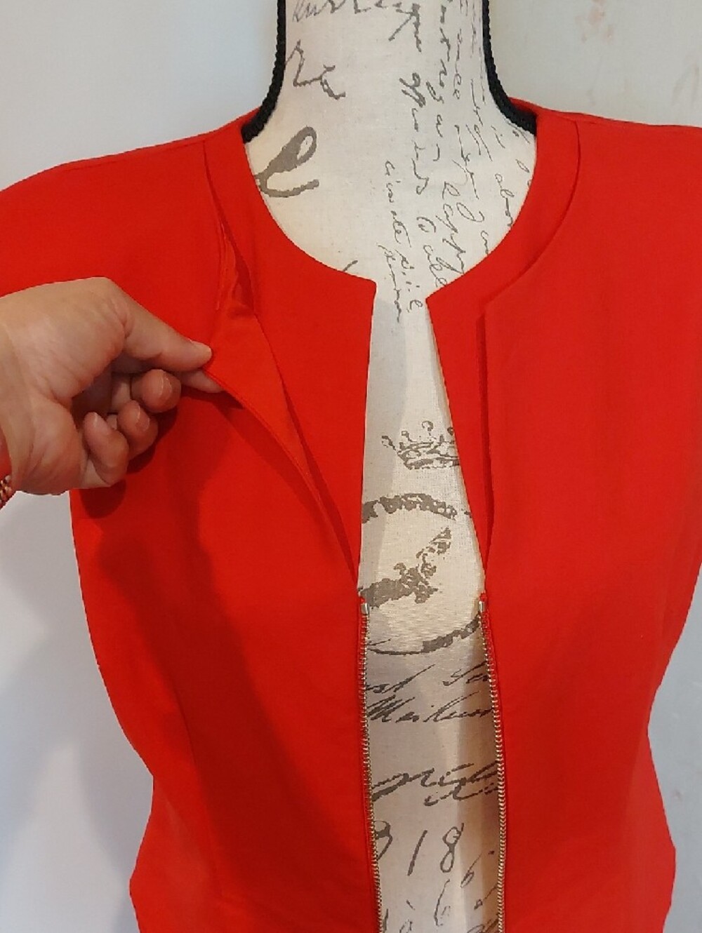 Ted Baker London Red Two-Piece Sheath Dress with Front Zip - Picture 6 of 15